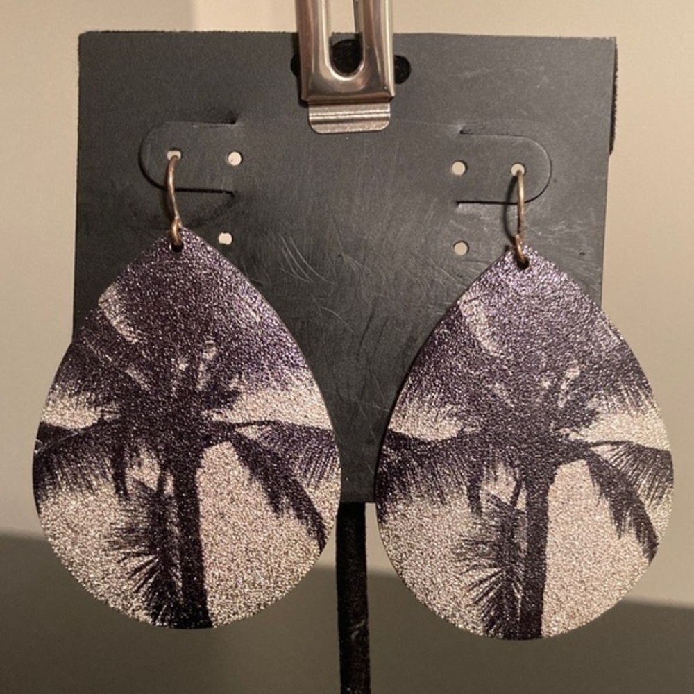 Palm Tree Teardrop Earrings